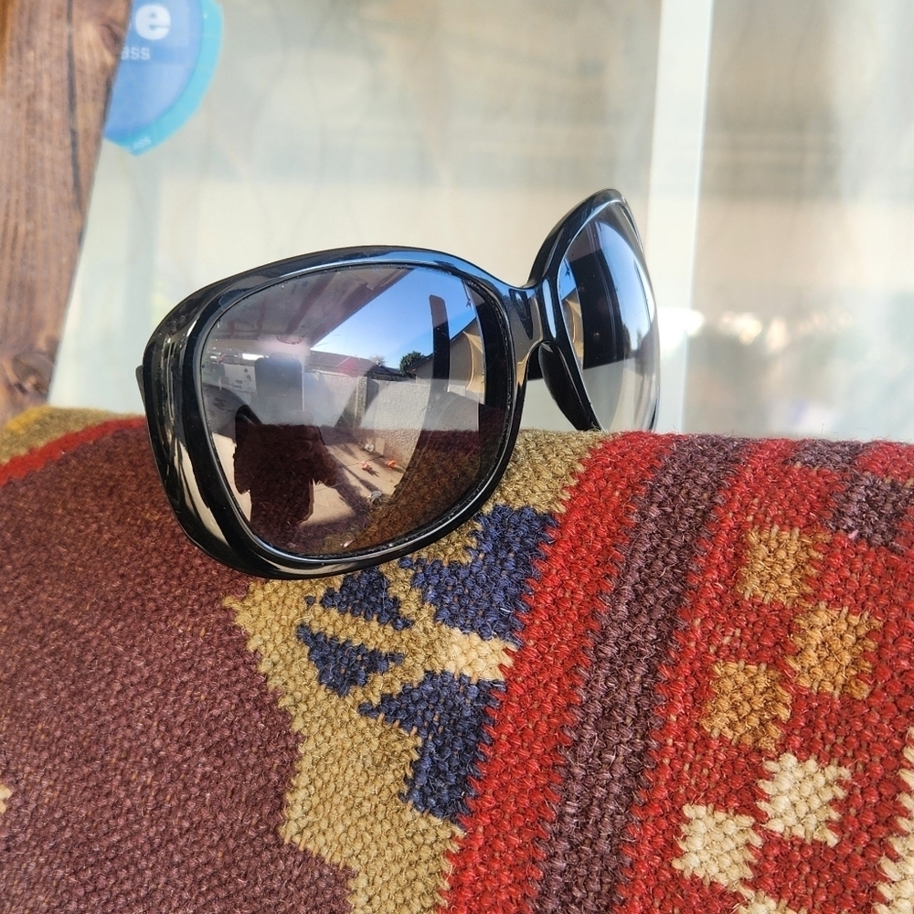 Dolce & Gabbana DG 4033B Sunglasses - Picture 13 of 14